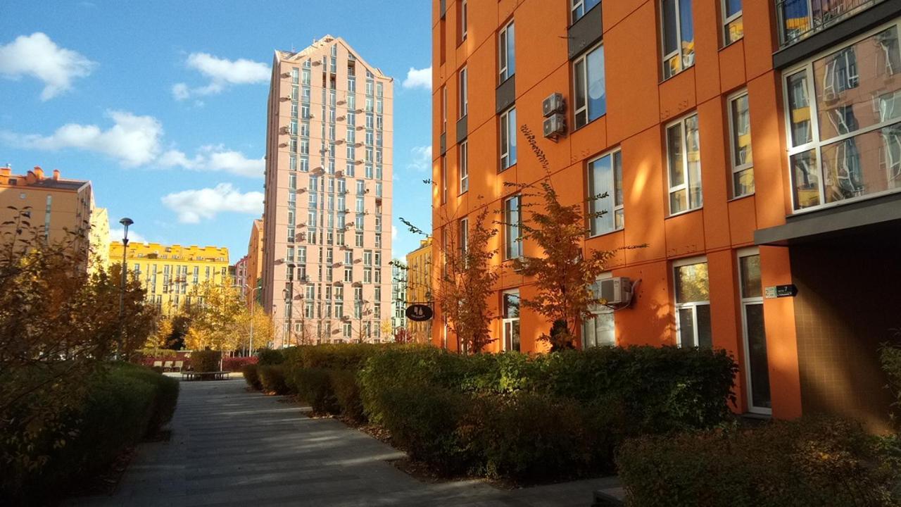 Positive Smile Studio Apartment In The Colorful Comfort Town Residental Complex. Kt-06. 키예프 외부 사진