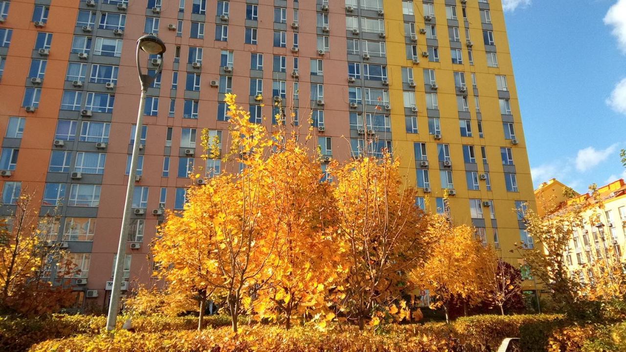 Positive Smile Studio Apartment In The Colorful Comfort Town Residental Complex. Kt-06. 키예프 외부 사진