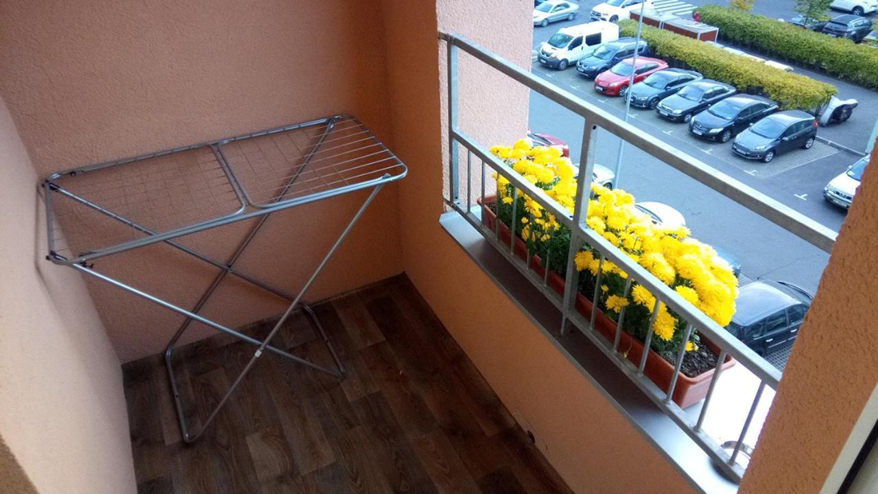 Positive Smile Studio Apartment In The Colorful Comfort Town Residental Complex. Kt-06. 키예프 외부 사진